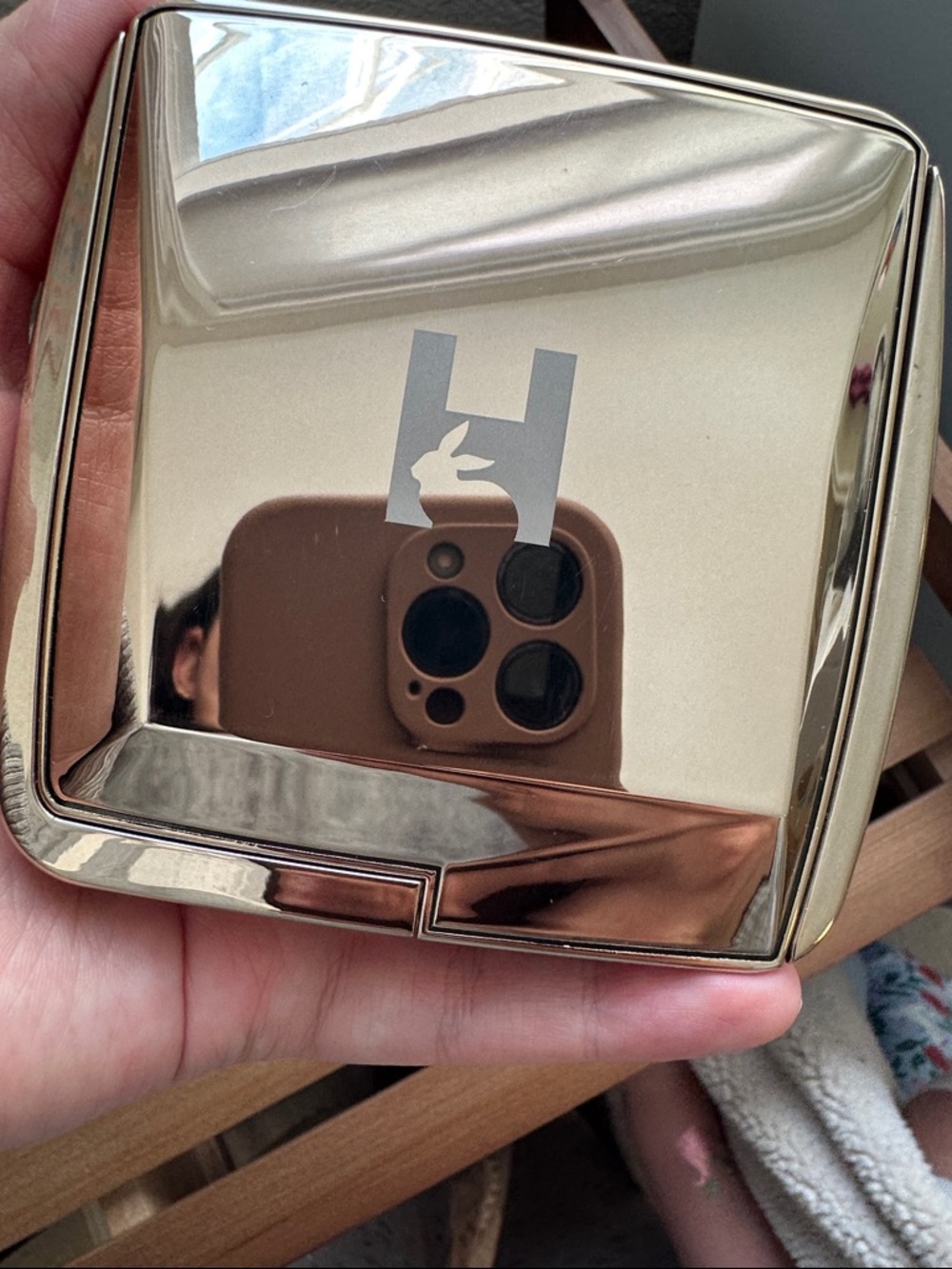Hourglass Ambient lightening mini edit. Highlight, bronze and blush - Picture 2 of 3